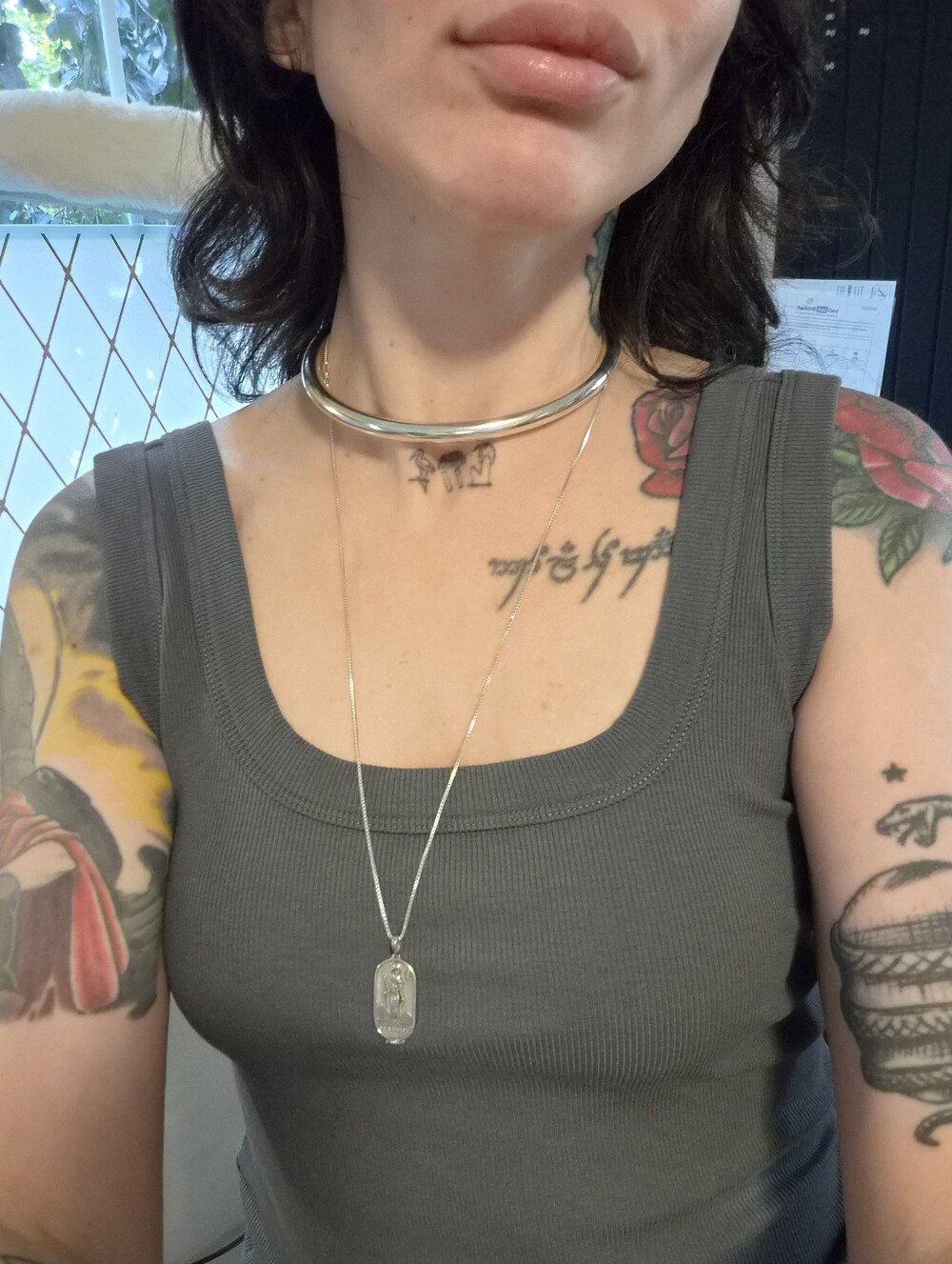 Azadi Silver Choker - Picture 5 of 5
